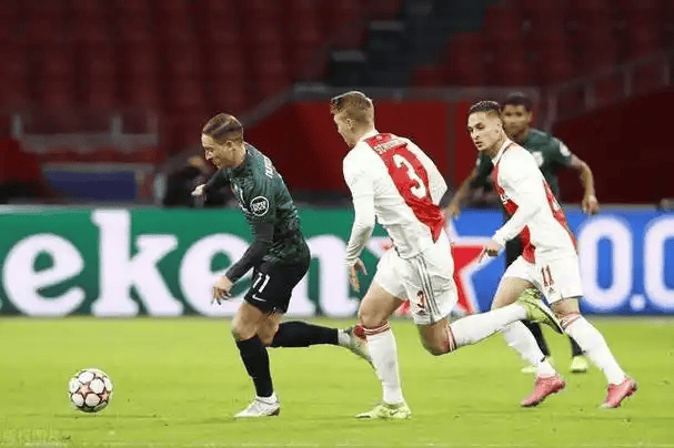 包含里昂主场告捷,走上联赛前五位置的词条 包含里昂主场告捷,走上联赛前五位置的词条